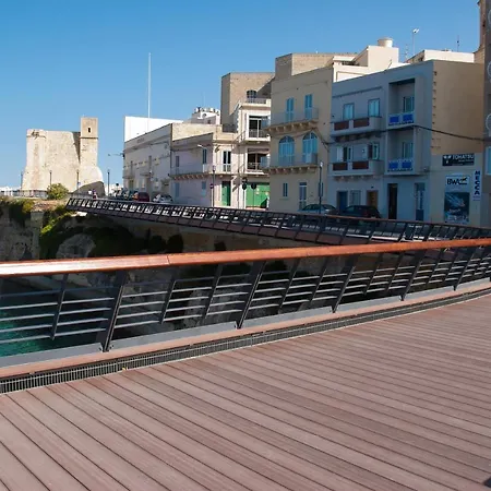 Getawaysmalta - Seashells Apartment 11 With Terrace And Sea Views In Bugibba St. Paul's Bay